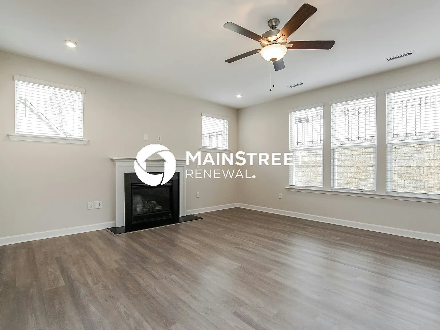 62 Maximus Cir — Photo 3