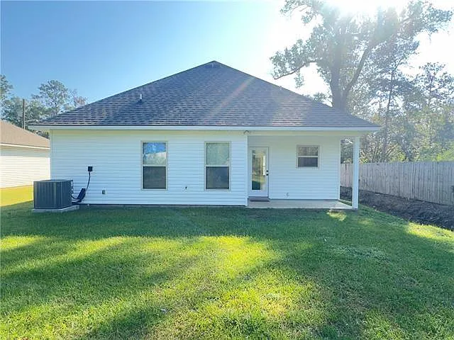 44067 Parker Blvd — Photo 15