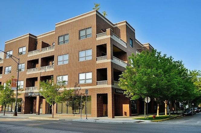 1st image of 1952 W Cuyler Ave APT 303