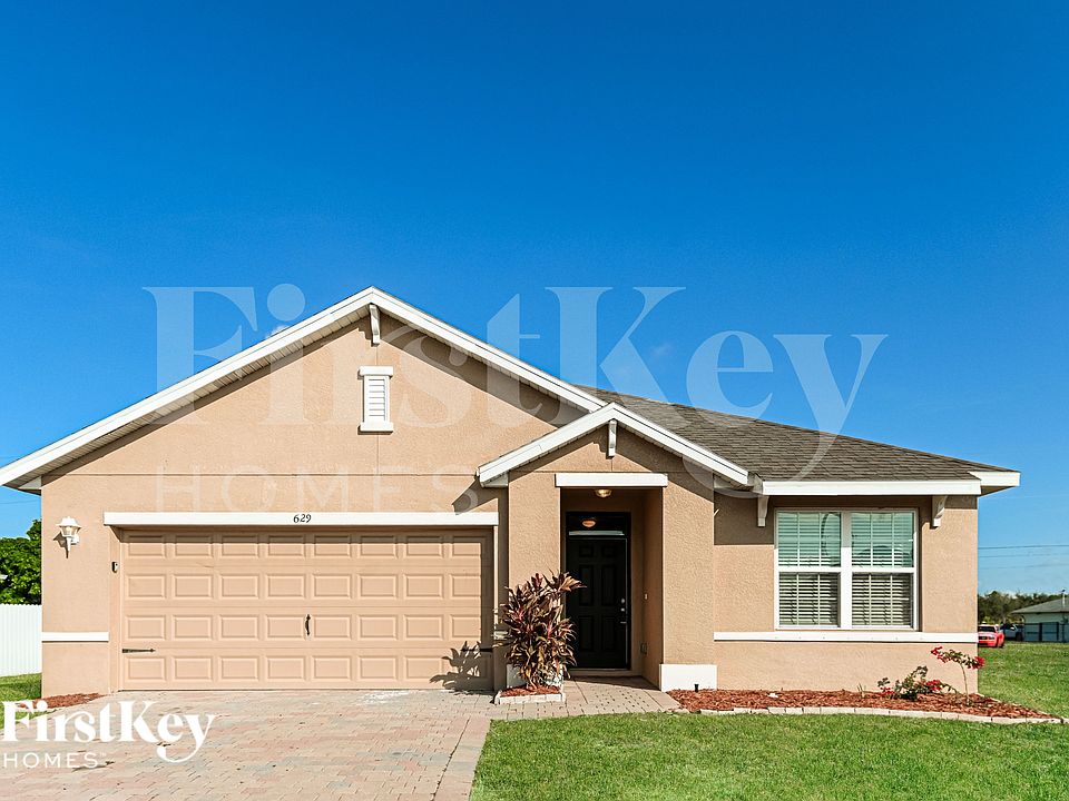 1st image of 629 SW 25th Ter