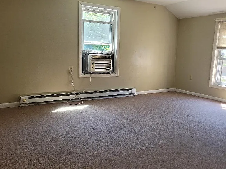 89 N Main St #1 — Photo 4