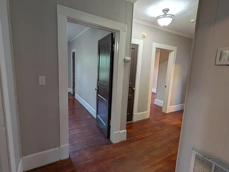 2404 Whitesburg Dr S — Photo 17