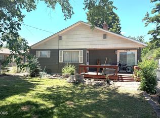3206 Summers Ln, Klamath Falls, OR 97603