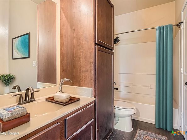 107 CREEKSIDE Villa Dr, Kyle, TX 78640