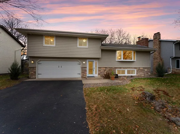 8924 66th Ave N, Brooklyn Park, MN 55428