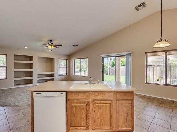 4th image of 2971 E La Costa Dr