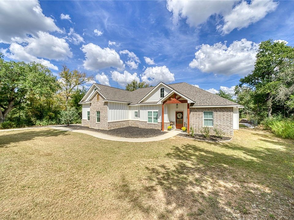 1st image of 1552 Maris Ln