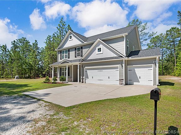 2nd image of 124 Hammock Ln