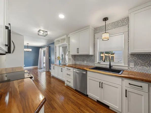 1531 Roosevelt Ave, Red Wing, MN 55066