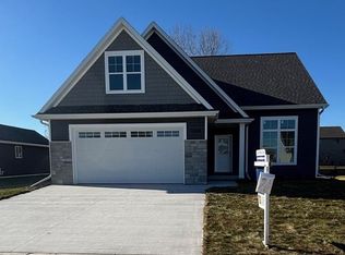 N9359 Gemstone Ct, Appleton, WI 54915