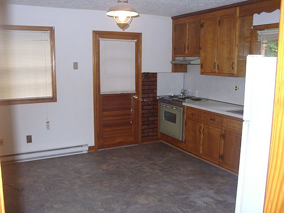 5th image of 8294 Gethsemane Ct #13