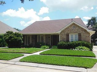4005 N Turnbull Dr, Metairie, LA 70002