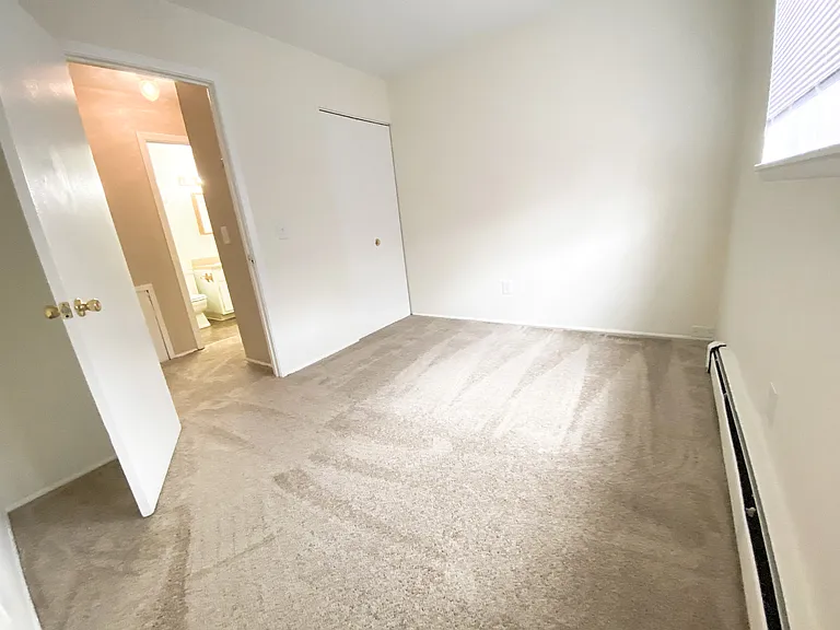 2 Bed Apartment - Smaller Bedroom