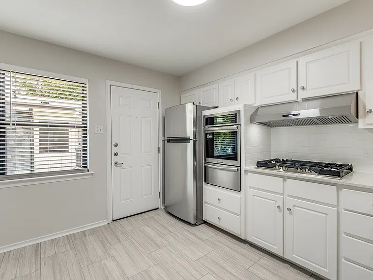 3434 McFarlin Blvd #D — Photo 4