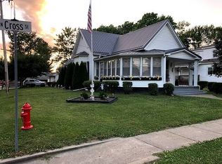 1001 N Cross St, Robinson, IL 62454