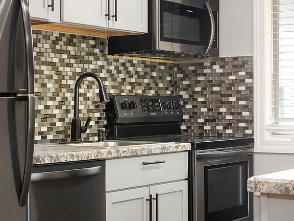 3rd image of 14625 62nd St N APT 2