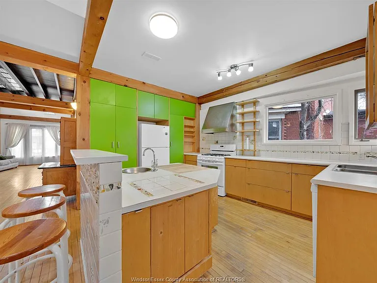 3131 Donnelly St — Photo 15
