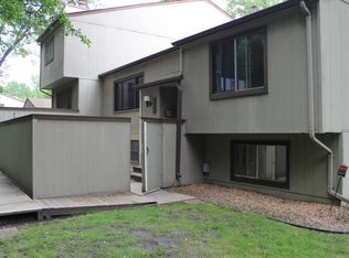 6348 Saint Johns Dr, Eden Prairie, MN 55346