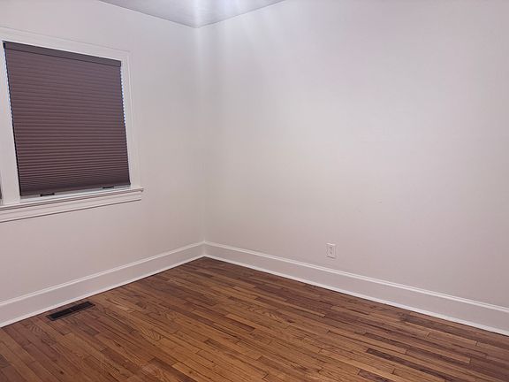 4th image of 307 18th St Front 1