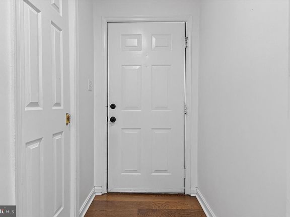 3rd image of 2963 Sorrell Ct