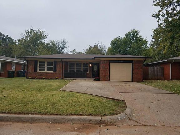 4th image of 2624 Manchester Dr