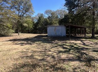 1165 County Road 213, Weimar, TX 78962