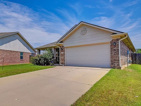 3rd image of 2433 Wheatland Pl