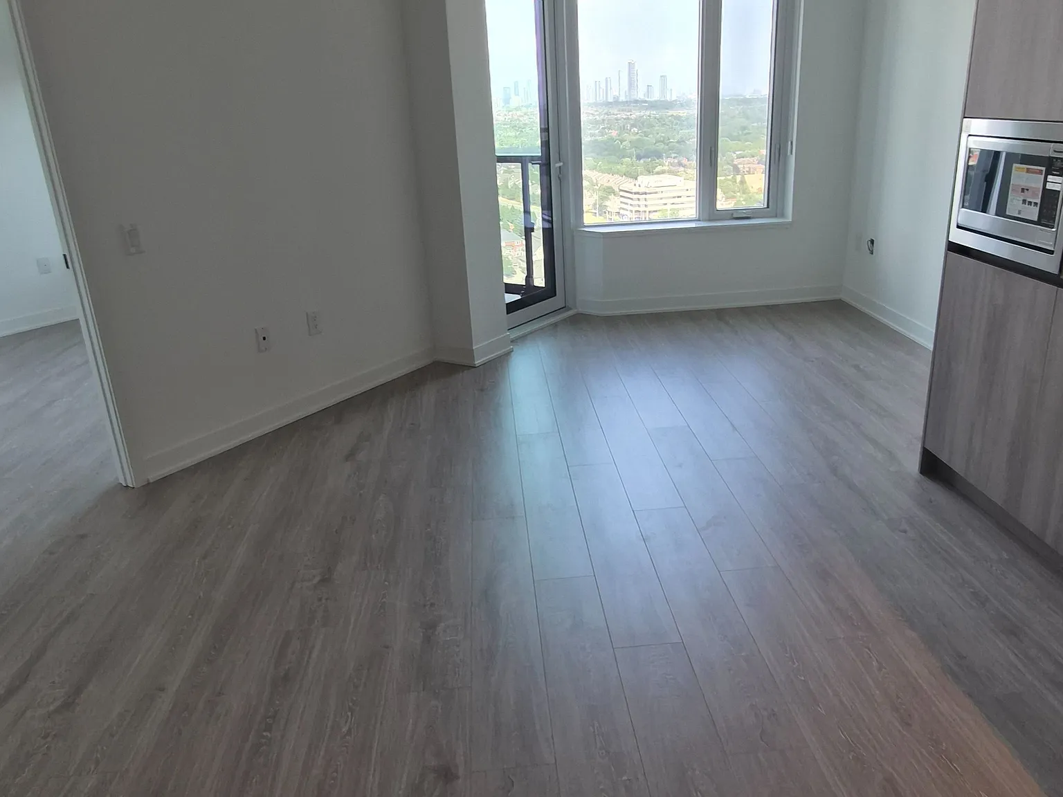 1 bed, $2,250 — Photo 4
