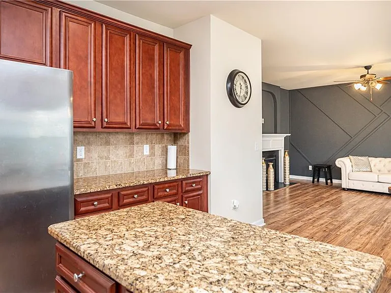 7761 Sylvaner Ln — Photo 18