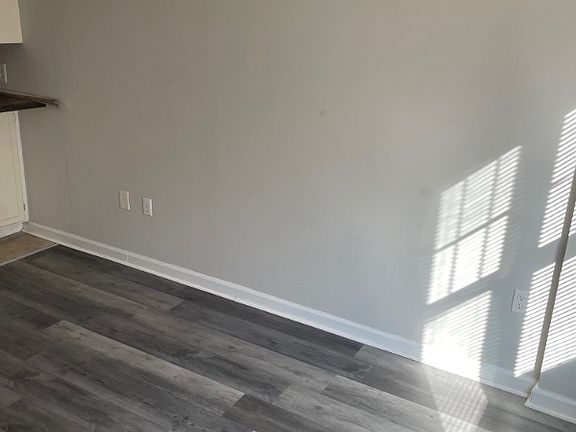 4th image of 2002 Greene St APT 213