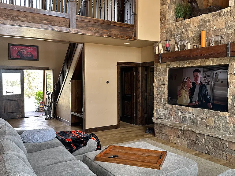 23511 Ten Barr Trl — Photo 4