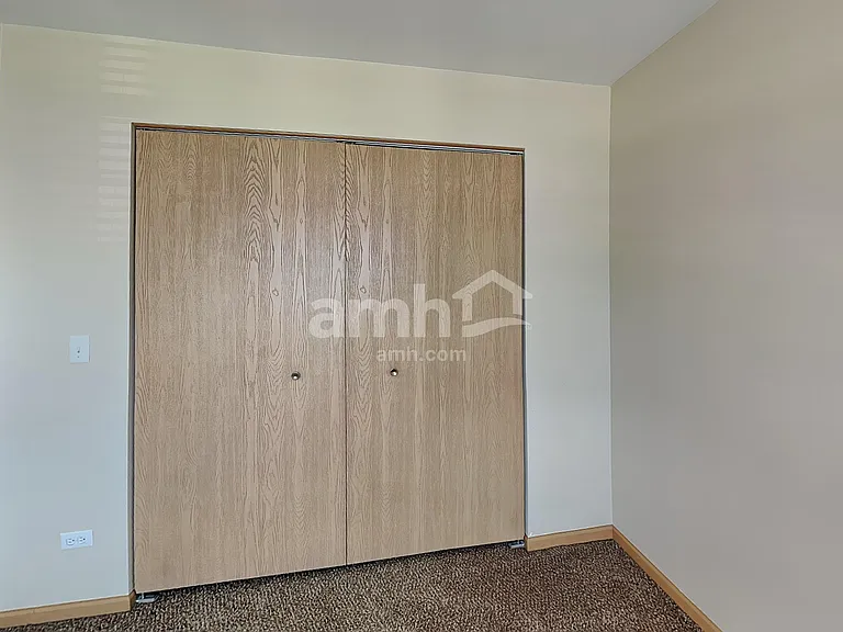 481 Pheasant Chase Dr — Photo 13