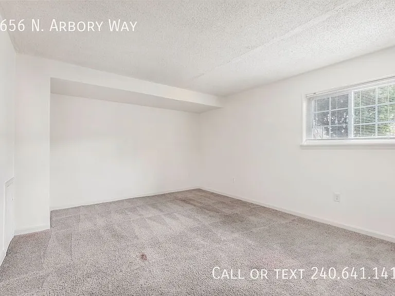 7656 N Arbory Way — Photo 8