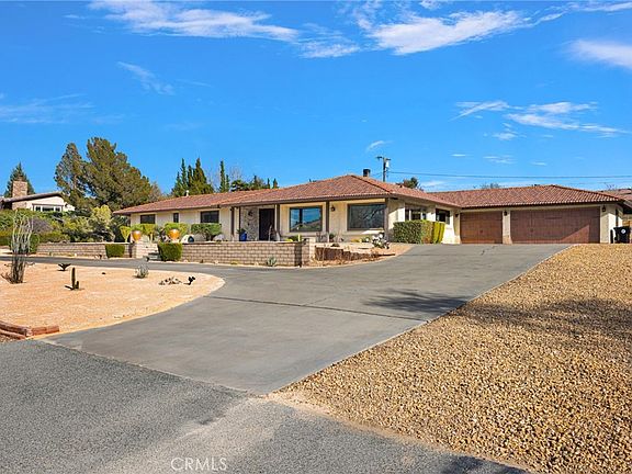 2nd image of 19978 Eyota Rd