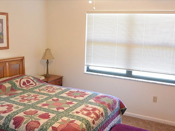 5th image of 124 Apple Tree Ave