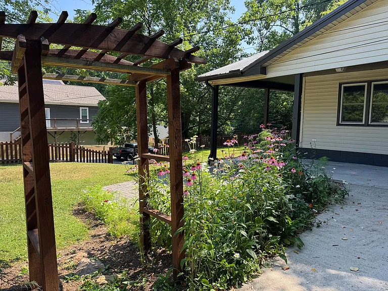 125 Raleigh Ave — Photo 30