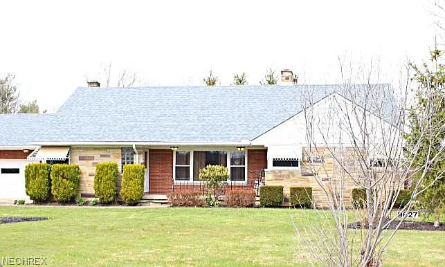 9627 Johnnycake Ridge Rd photo 1