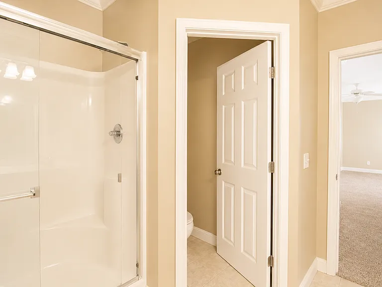 112 Saint James Pl — Photo 26