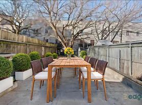 181 Kosciuszko St, Brooklyn, NY