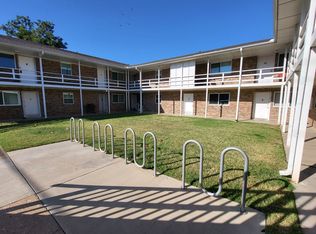 2 bedroom, 1 bathroom apartment with granite countertops next to UCO campus, Edmond, OK 73034