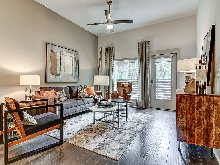 Alexan Lower Greenville — Photo 8