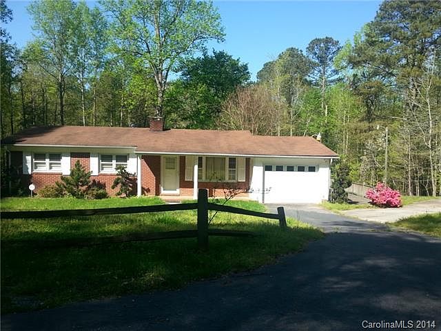 1st image of 135 Wildwood Ln