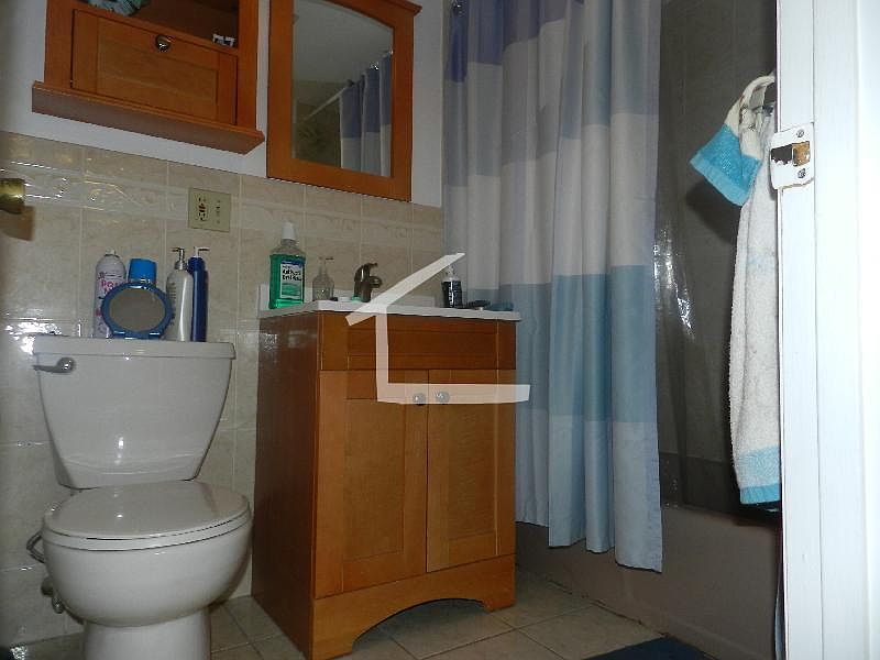 2nd image of 15 Walbridge St APT 13