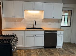 192-198 N Summer St, Adams, MA 01220