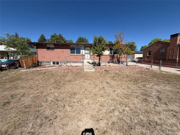 7811 W 62nd Avenue, Arvada, CO 80004