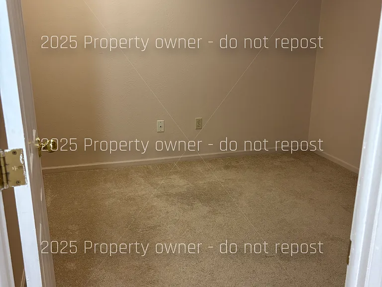 2010 S Xenia Way — Photo 51