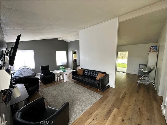 2nd image of 2863 Roseann Ave