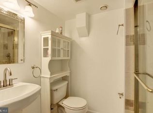 330 Bigley Ave, Halethorpe, MD 21227