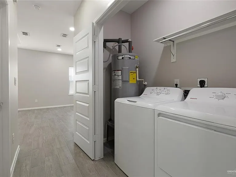 740 N Alamo Rd #1 — Photo 12
