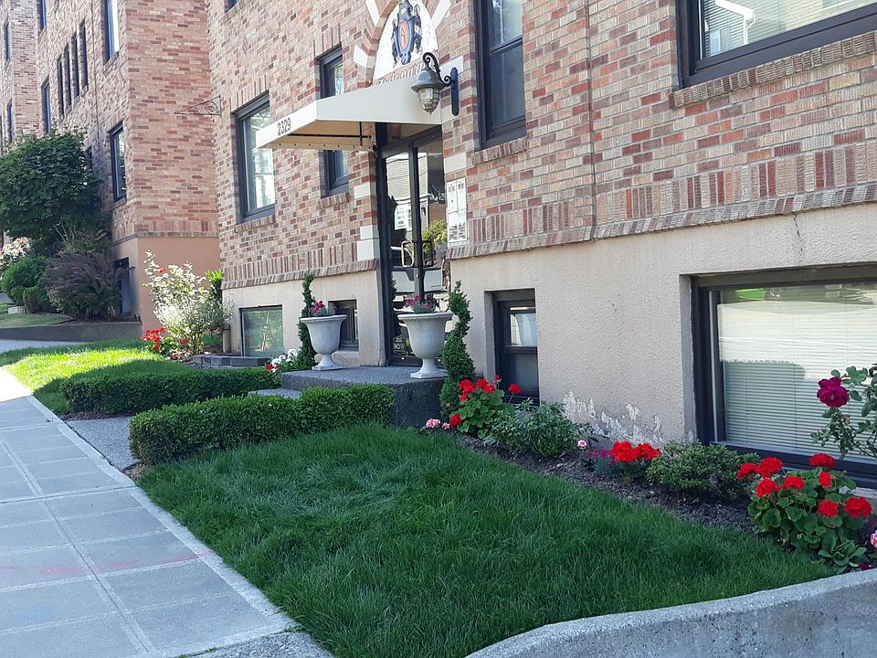 1st image of 2329 10th Ave E APT 301